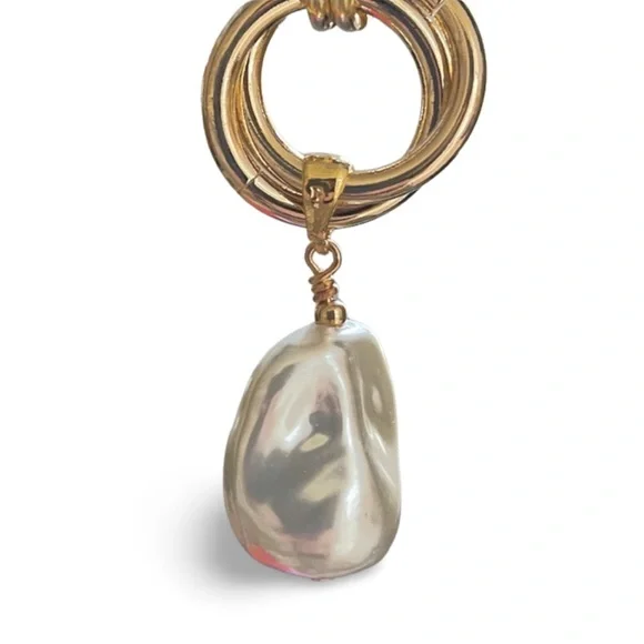 Statement Gold Necklace with Pearl Pendant 16 inches - Picture 10 of 12